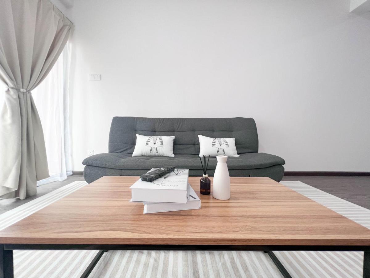 Mh Maison By Manhattan Group Apartment