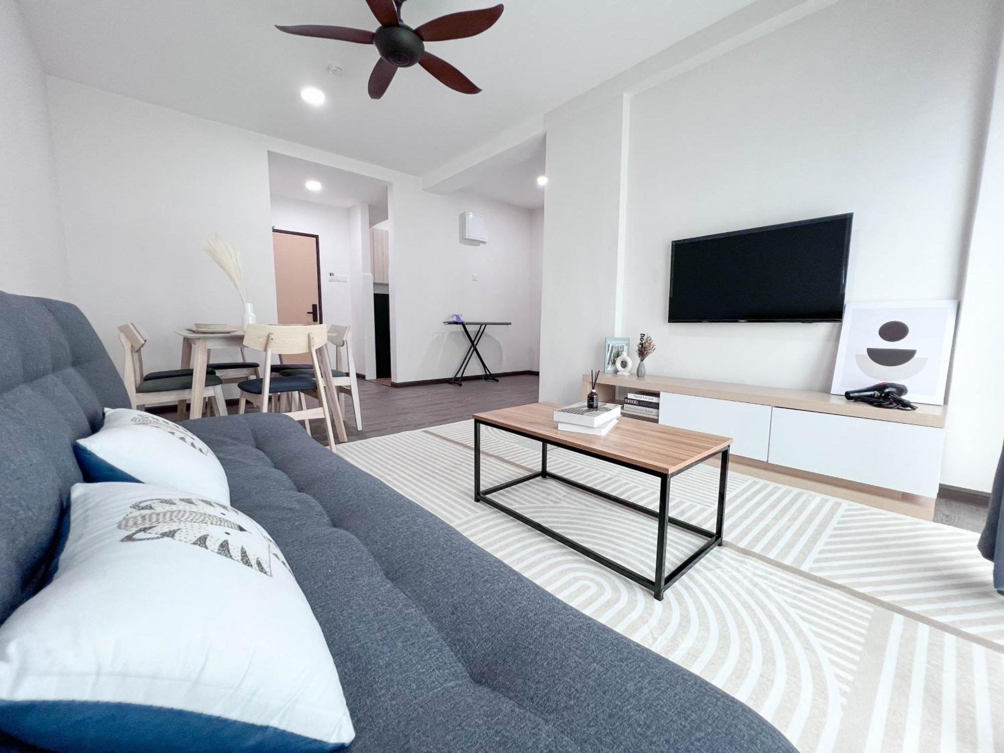 Mh Maison By Manhattan Group Apartment