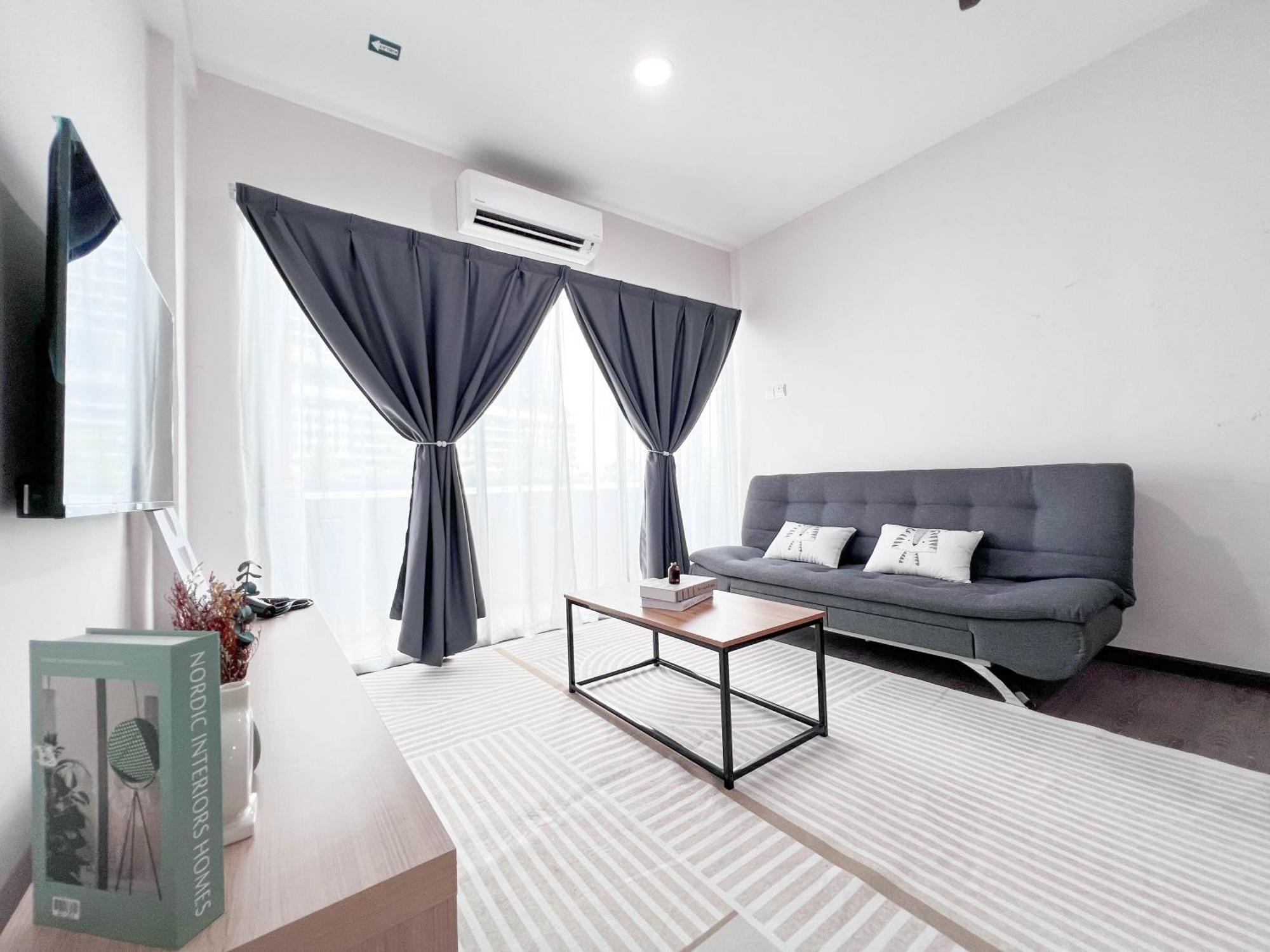 Mh Maison By Manhattan Group Apartment